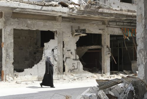 La population civile des villes assiégées n'a pas le choix: attendre l'aide internationale au milieu des ruines. Getty Images/ bwb-Studio