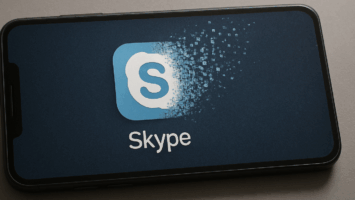 Skype, le pionnier des appels vidéo dont la mélodie caractéristique a accompagné des millions d'utilisateurs à travers le monde, a cessé de fonctionner ce lundi 5 mai 2025.