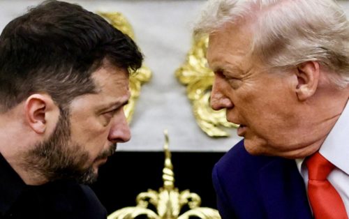 Trump a révélé avoir « commencé les préparatifs » d'un sommet trilatéral avec Vladimir Poutine et Volodymyr Zelensky, sans préciser ni date ni lieu.